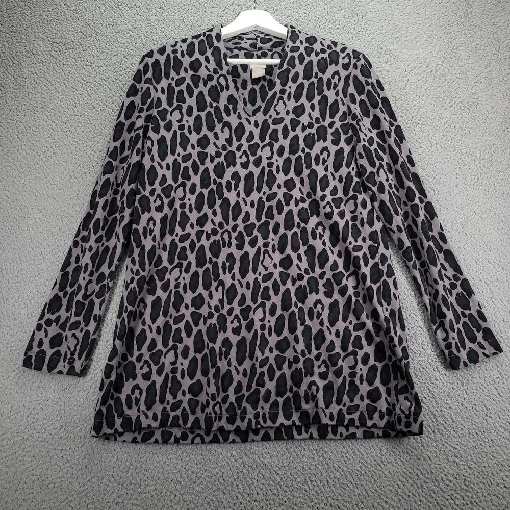 CHICOS Top Size MEDIUM (1) Cheetah Gray Long Sleeve V-Neck Pima Cotton